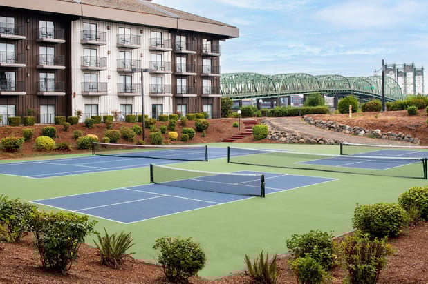Images Holiday Inn Portland - Columbia Riverfront by IHG