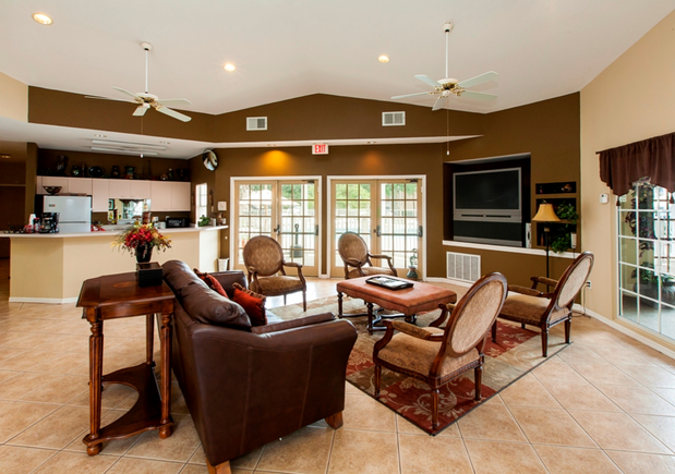 Images Watauga Woods Apartments