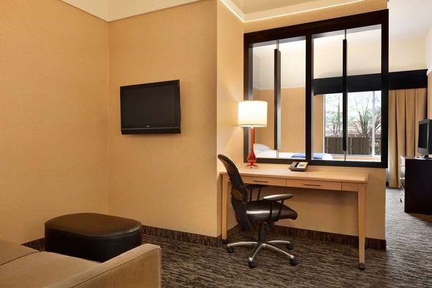 Images DoubleTree by Hilton Hotel Oklahoma City Airport