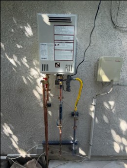 Los Carnales Plumbing - Residential and commercial plumbing services