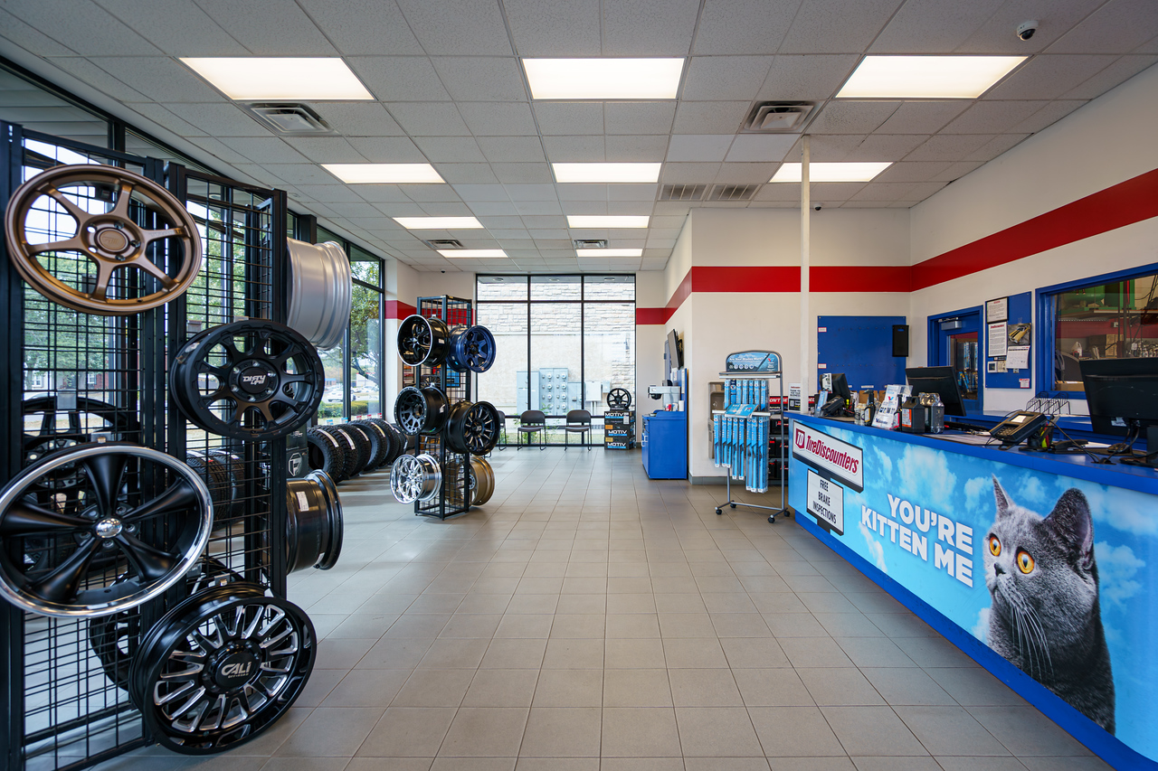 Tire Discounters on 1968 Baltimore Reynoldsburg Rd in Reynoldsburg