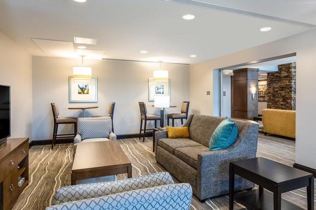 Images Staybridge Suites Fort Lauderdale Airport - West by IHG
