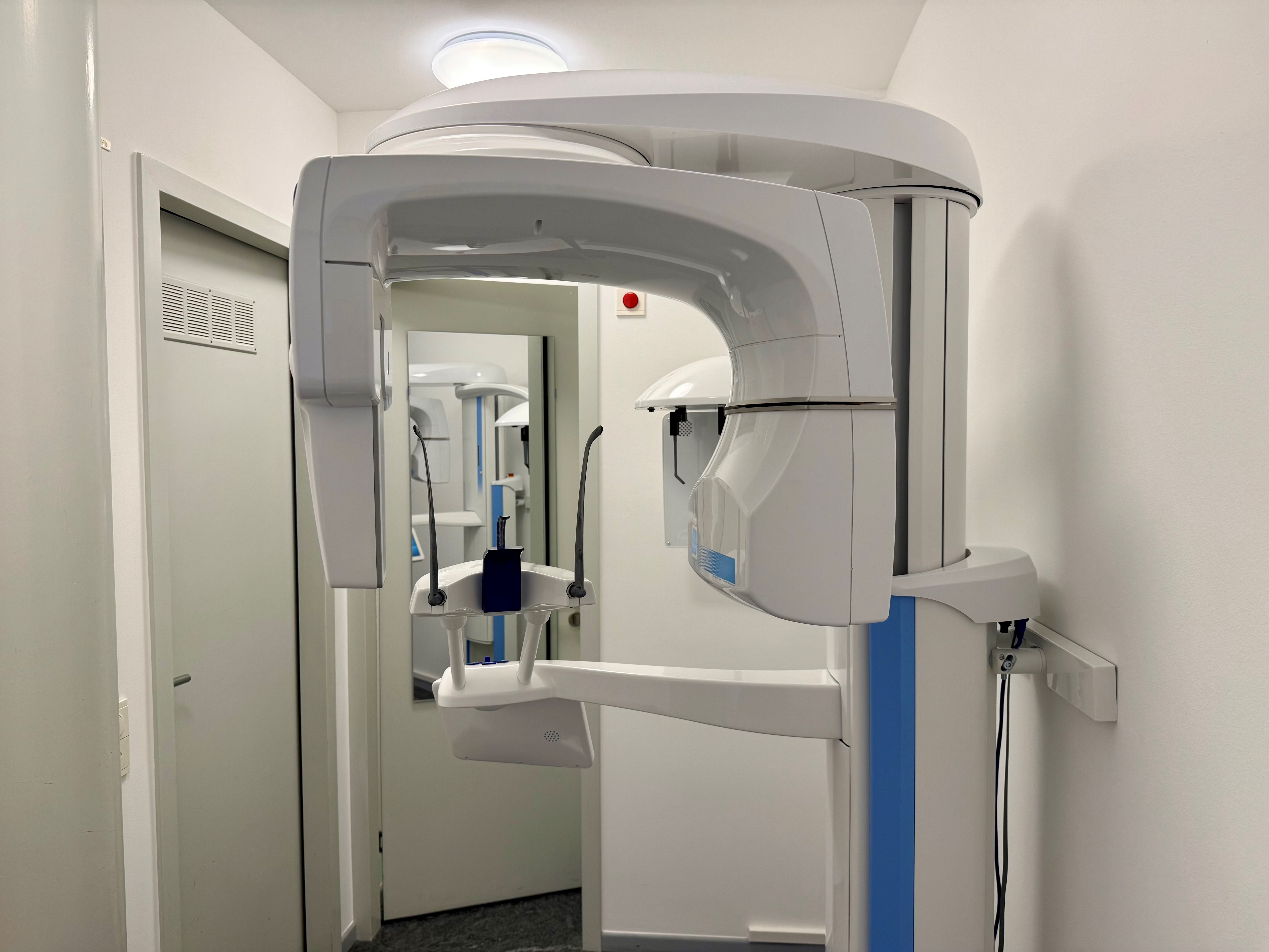 Bilder Dr. med. dent. Maino Roberto - AMOrtodonzia