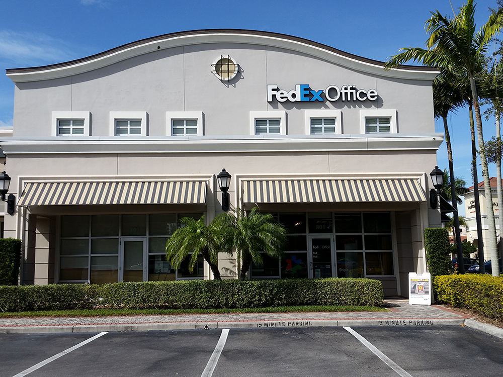 Exterior photo of FedEx Office location at 2367 Vanderbilt Beach Rd\t Print quickly and easily in the self-service area at the FedEx Office location 2367 Vanderbilt Beach Rd from email, USB, or the cloud\t FedEx Office Print & Go near 2367 Vanderbilt Beach Rd\t Shipping boxes and packing services available at FedEx Office 2367 Vanderbilt Beach Rd\t Get banners, signs, posters and prints at FedEx Office 2367 Vanderbilt Beach Rd\t Full service printing and packing at FedEx Office 2367 Vanderbilt Beach Rd\t Drop off FedEx packages near 2367 Vanderbilt Beach Rd\t FedEx shipping near 2367 Vanderbilt Beach Rd