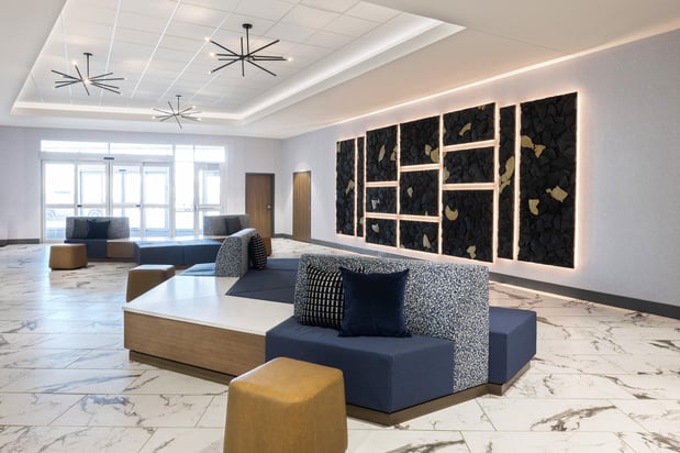 Images Crowne Plaza Kearney by IHG