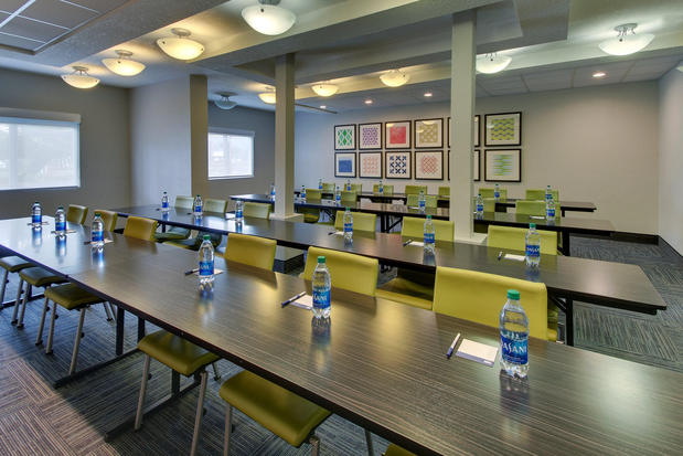 Images Holiday Inn Express West Palm Beach Metrocentre by IHG