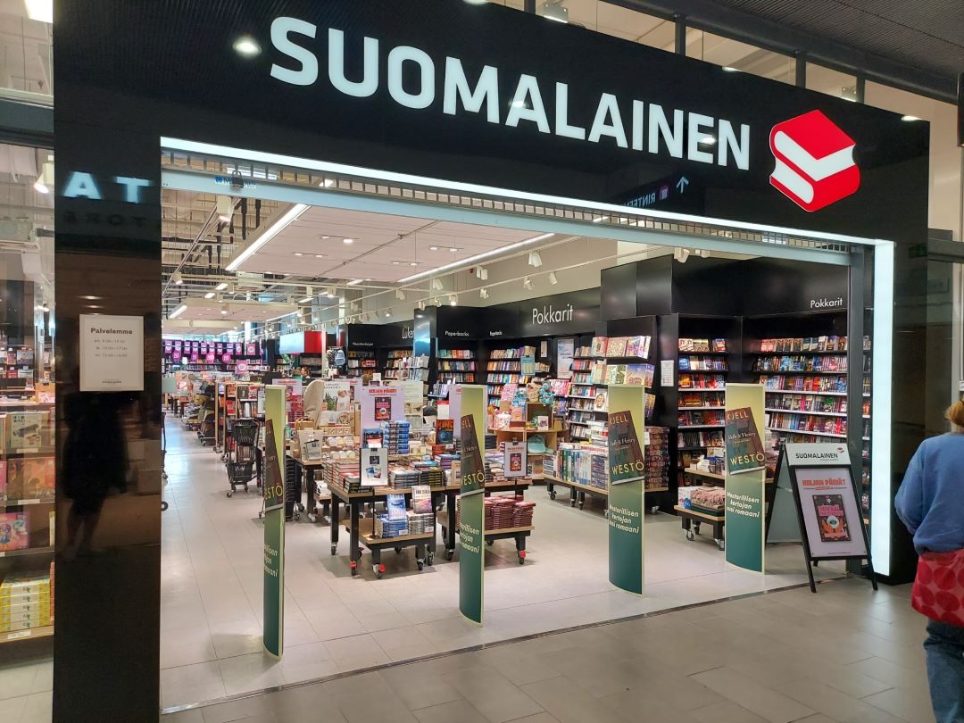 Images Suomalainen Kirjakauppa Rovaniemi Kauppakeskus Revontuli