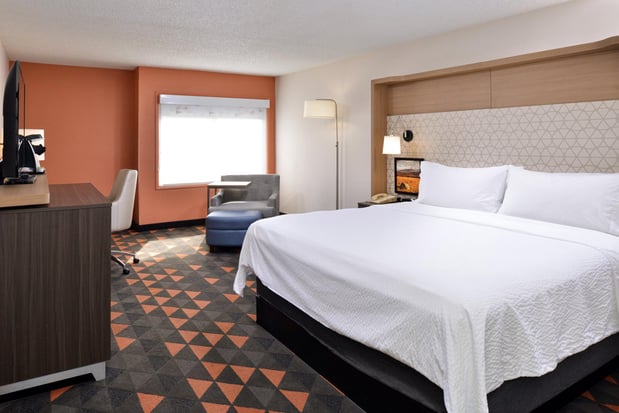Images Holiday Inn Great Falls-Convention Center by IHG