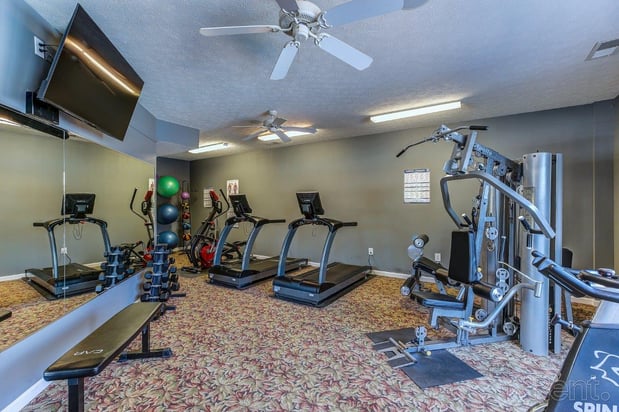 Images Blankenbaker Crossings Apartment Homes