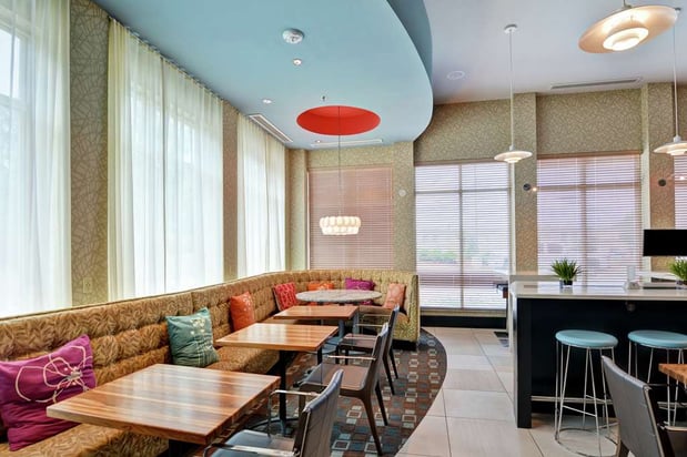 Images Hilton Garden Inn Raleigh /Crabtree Valley