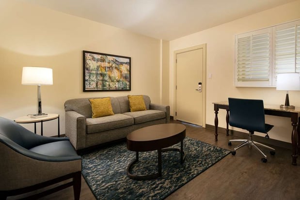 Images Embassy Suites by Hilton New Orleans