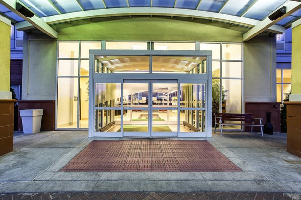 Images Holiday Inn Louisville Airport - Fair/Expo by IHG