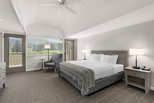 Images Waynesville Inn and Golf Club, Tapestry Collection by Hilton