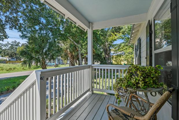 Images John McDonald Realty