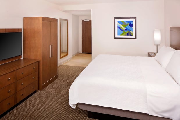 Images Holiday Inn Express & Suites Austin Downtown - University by IHG