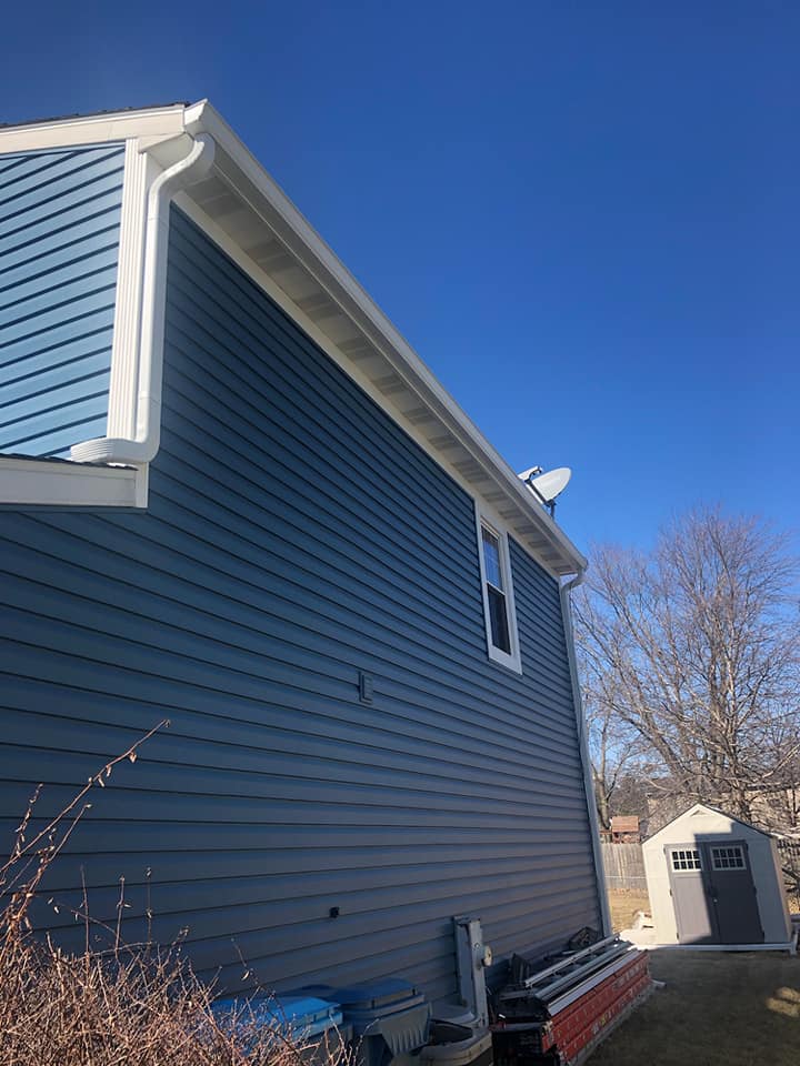 CR Roofing Inc. is your go-to siding contractor, offering expert installation and repair services to enhance your property's exterior. Our team specializes in delivering durable and attractive siding solutions that protect and beautify your home or business. Count on us for all your siding needs.