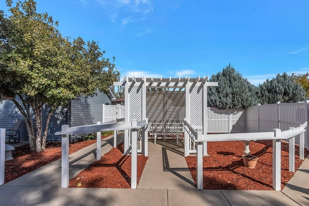Images Gardens Care Senior Living - Memorial Park Assisted Living and Memory Care