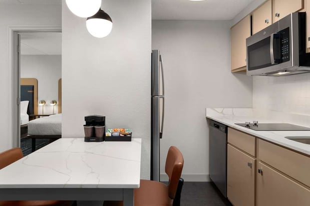 Images Homewood Suites by Hilton Richmond - Airport