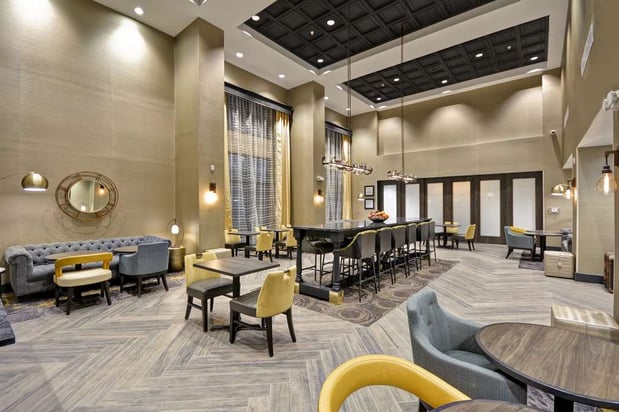 Images Hampton Inn & Suites Detroit/Warren
