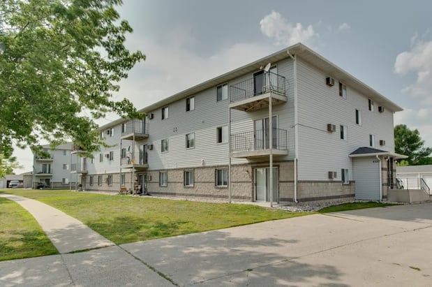 Images Dock 9 Apartments