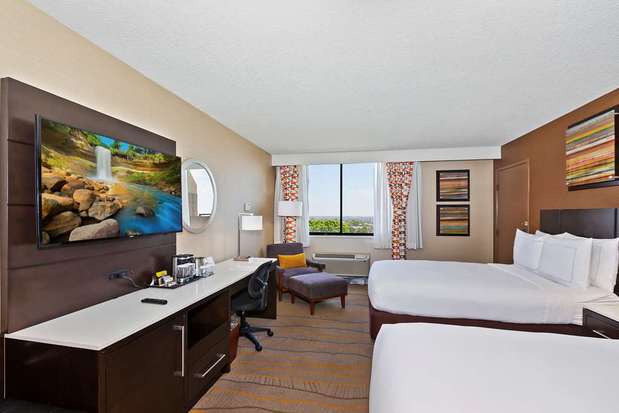 Images DoubleTree by Hilton Whittier Los Angeles