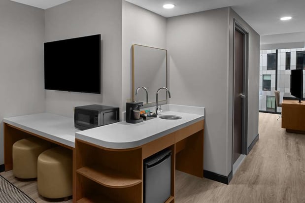 Images Embassy Suites by Hilton Madison Downtown
