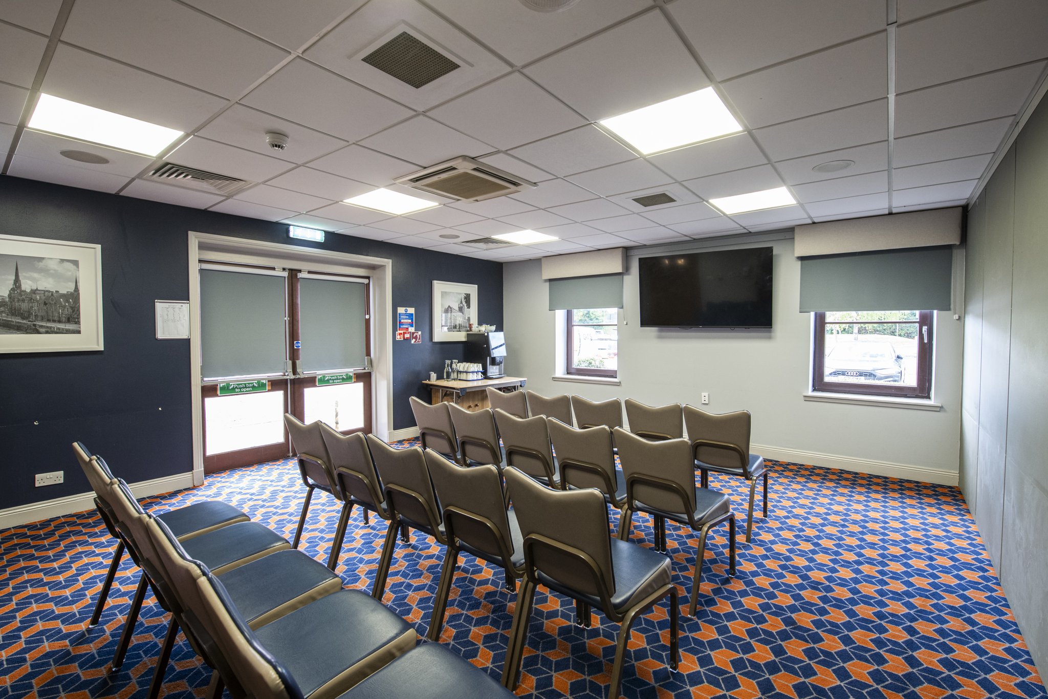 Images Holiday Inn Express Perth by IHG