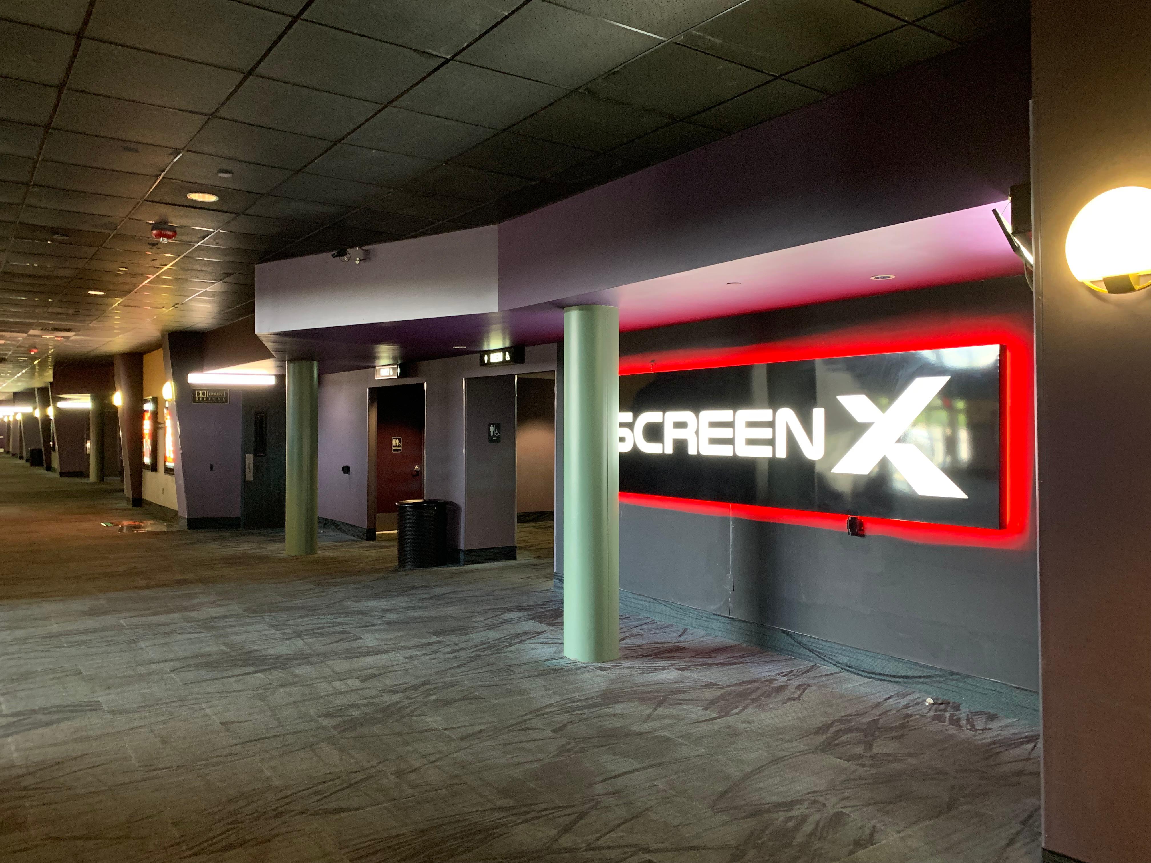 Cinemark Columbia Snowden and ScreenX ScreenX Portal from right