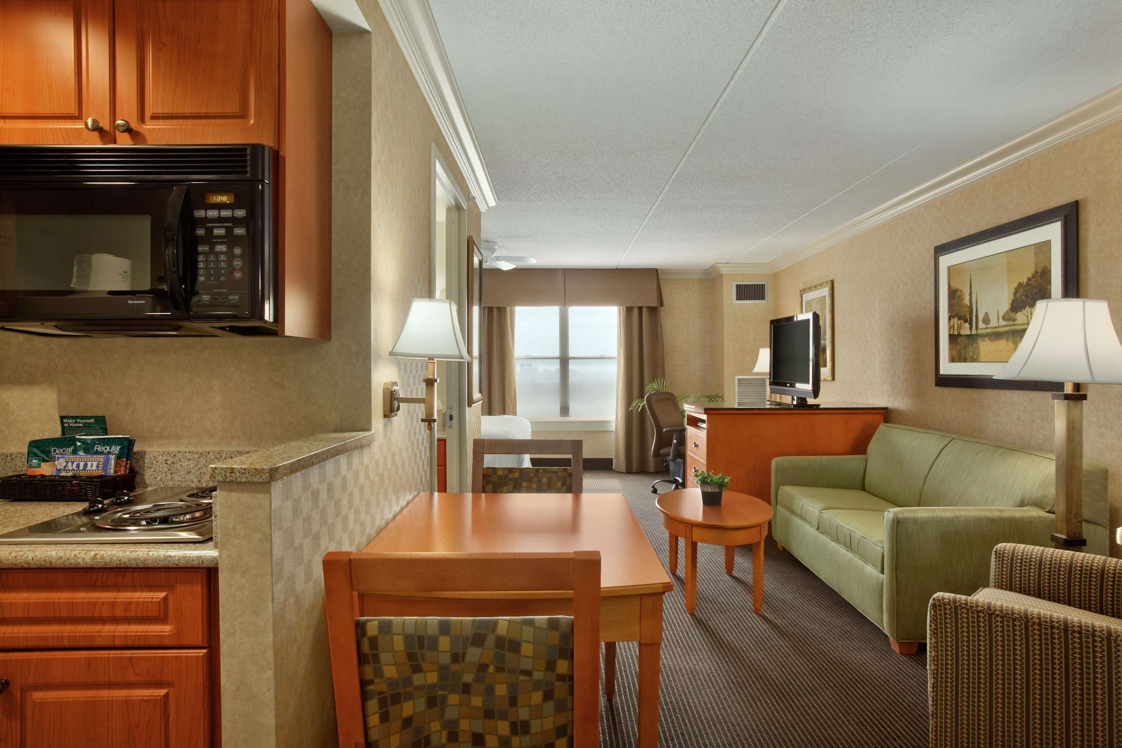 Guest room