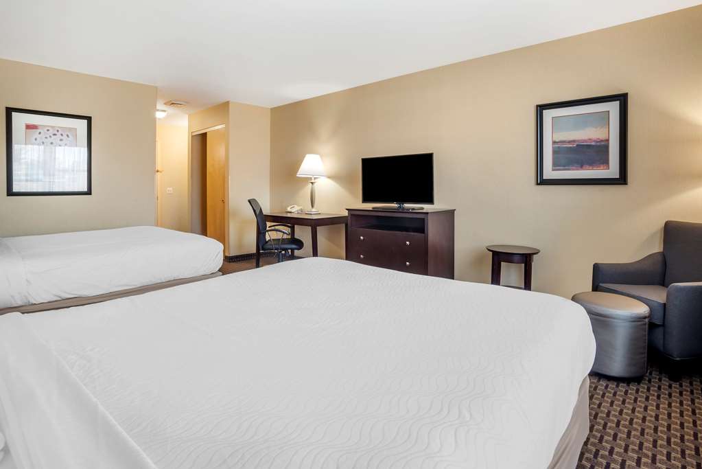 Two Queen Best Western Plus Philadelphia Airport South At Widener University Chester (610)872-8100