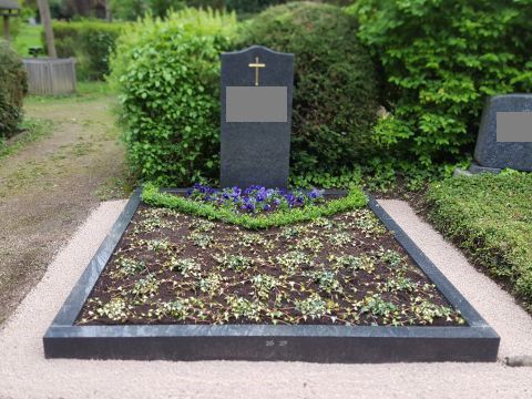 Achim und Petra Raisch GbR Ihre Friedhofsgärtner, Siegfriedring 23 in Wiesbaden