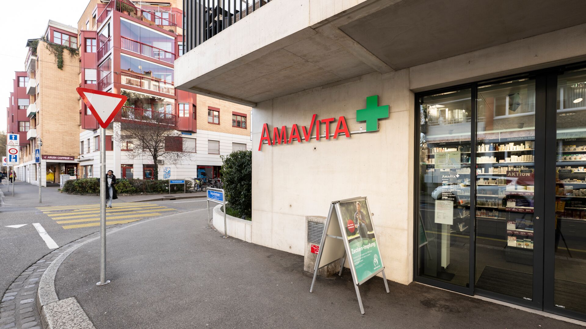 Amavita Apotheke Gundeli, Dornacherstrasse 83 in Basel