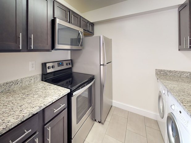 Images Stuart Woods Apartments