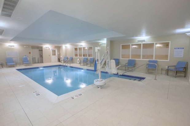 Images Hampton Inn Amesbury