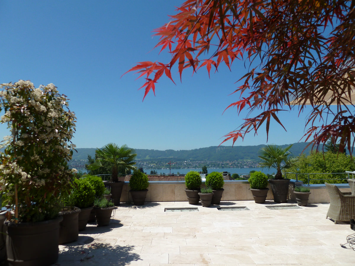 Silvedes AG, Bellevue in Brütten