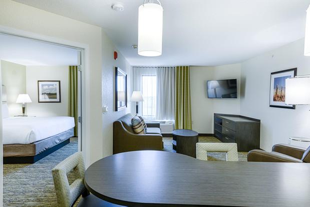 Images Candlewood Suites Lakeville I-35 by IHG