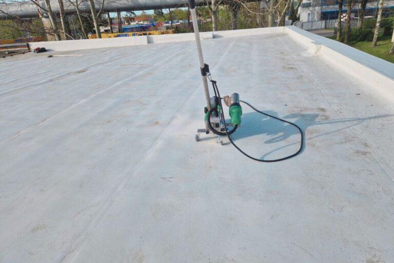 Dachdecker. Shvets Bau GmbH, Mühlengasse 8 in Heiligenstadt