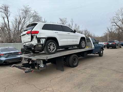 Call now for a towing service you can count on!