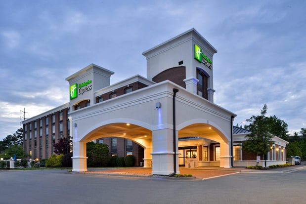 Images Holiday Inn Express Winston-Salem Medical Ctr Area by IHG