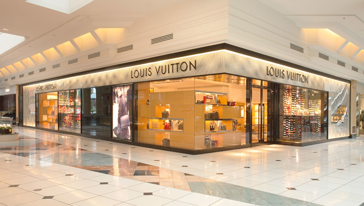 Louis Vuitton Troy Somerset Mall, Troy Michigan (MI) - comicsahoy.com