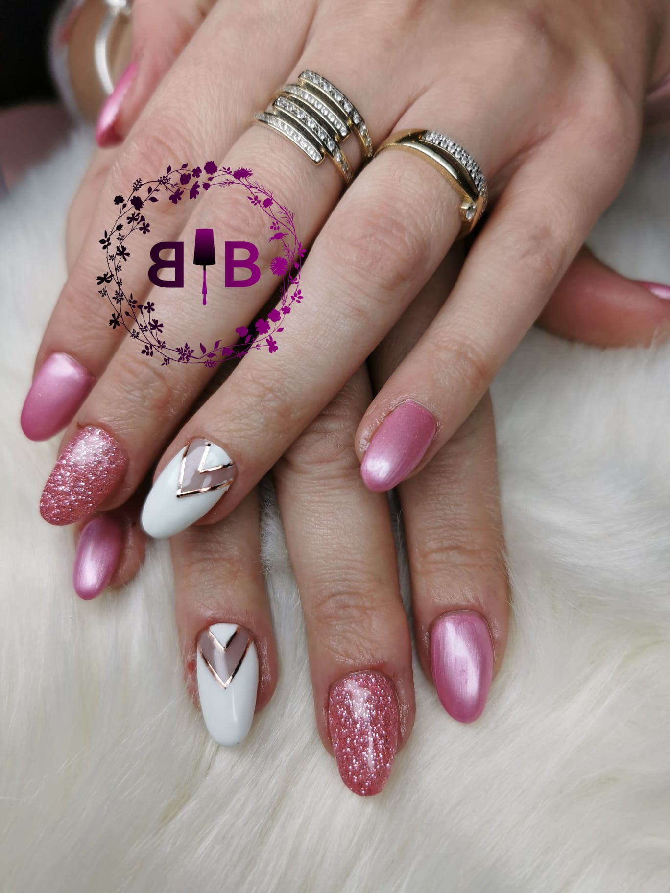 BB Nails & Lashes - Bestes von Blanka, Palmstraße 5 in Braunau am Inn
