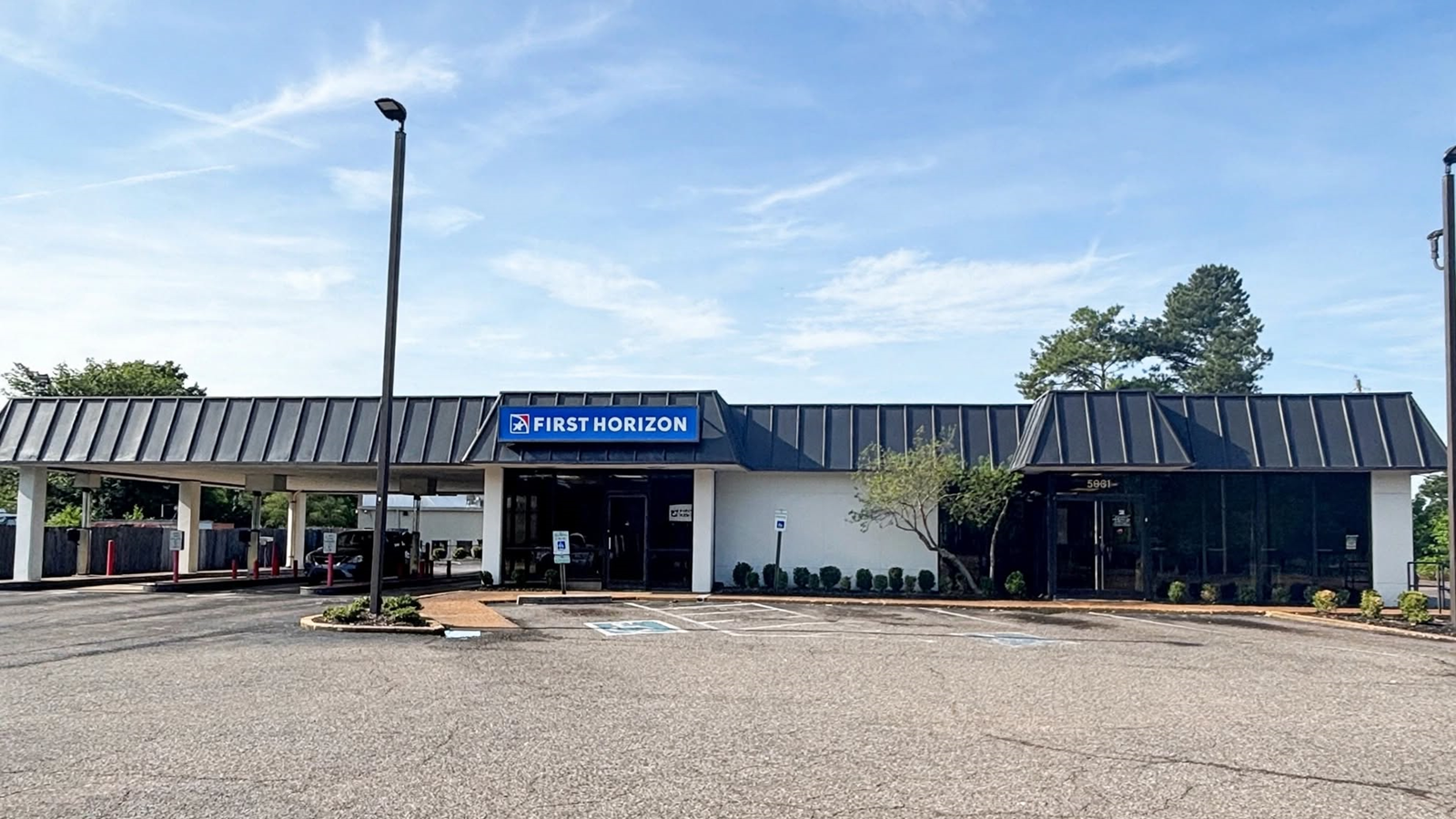 First Horizon Bank - Bartlett, TN - Stage Rd