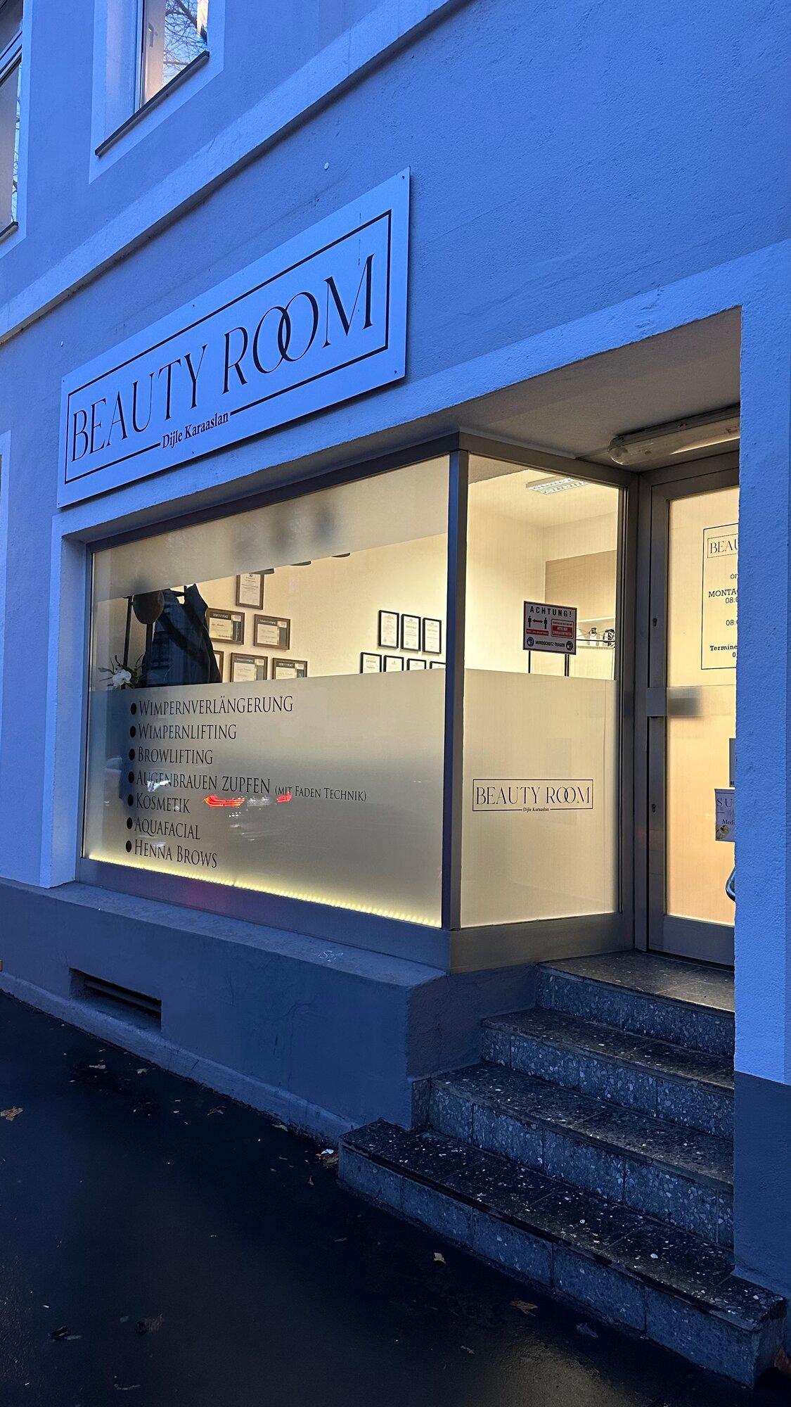 Beauty Room Wuppertal Wimpernverlängerung, Friedrich-Engels-Allee 261 in Wuppertal