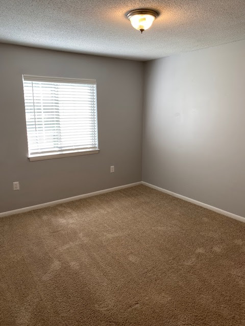 Images Falcon Pointe Apartments
