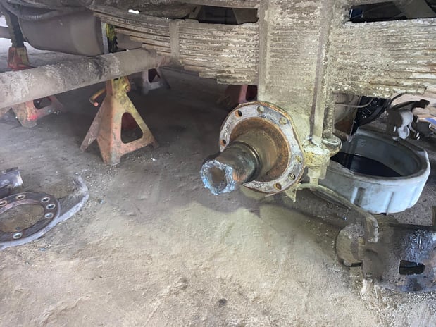 Images Momentum Axle & Spindle Repair