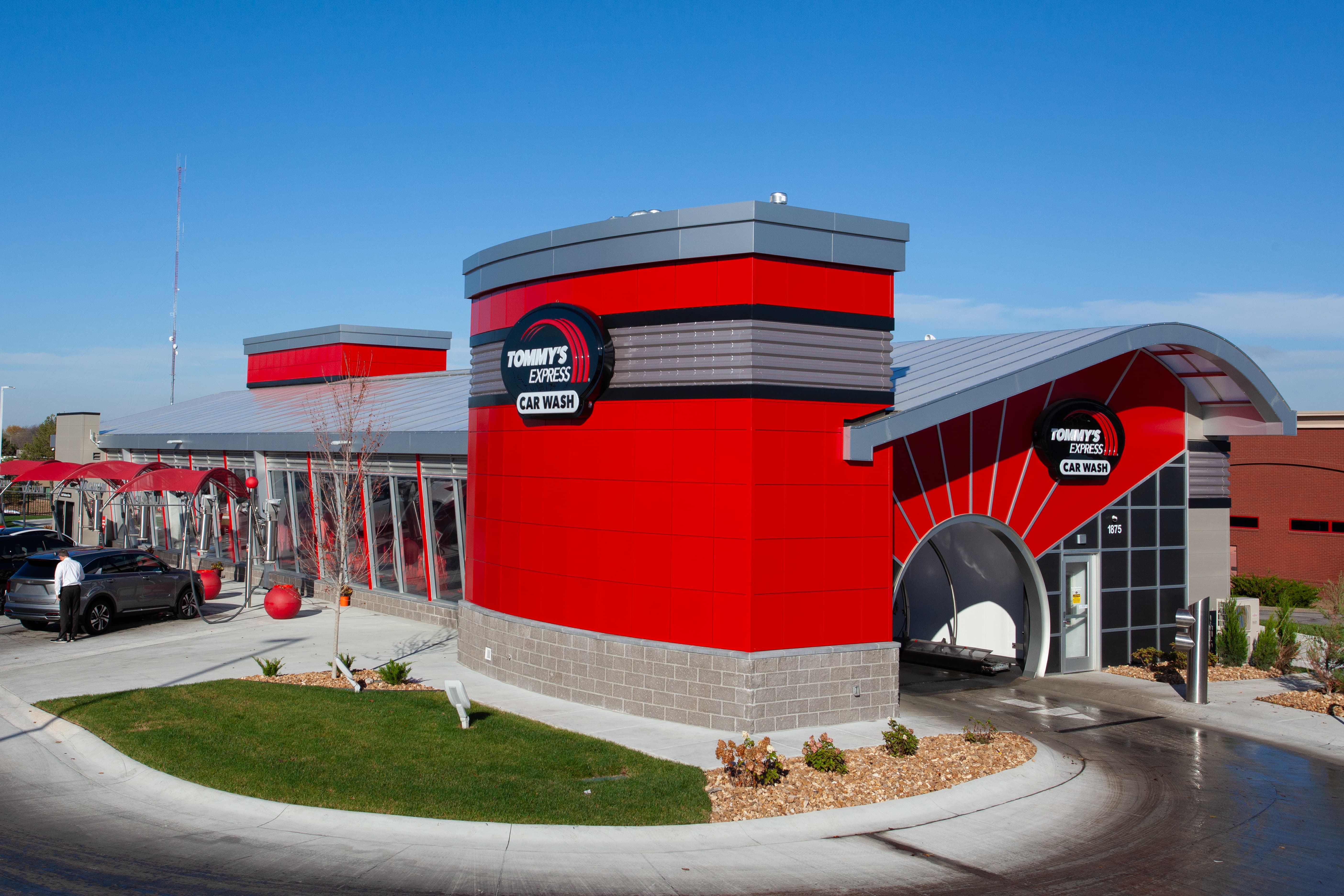 Tommy's Express Car Wash Image