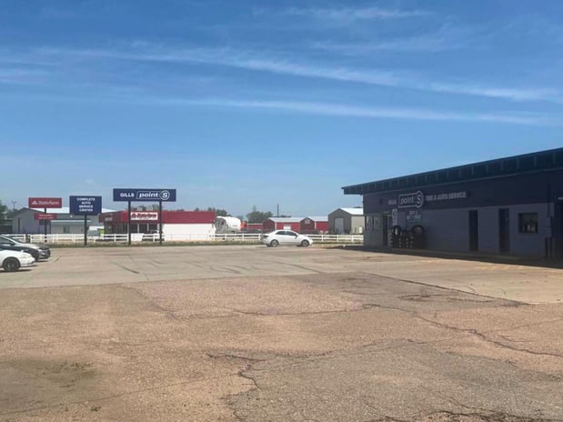 Images Gills Point S Tire & Auto Service