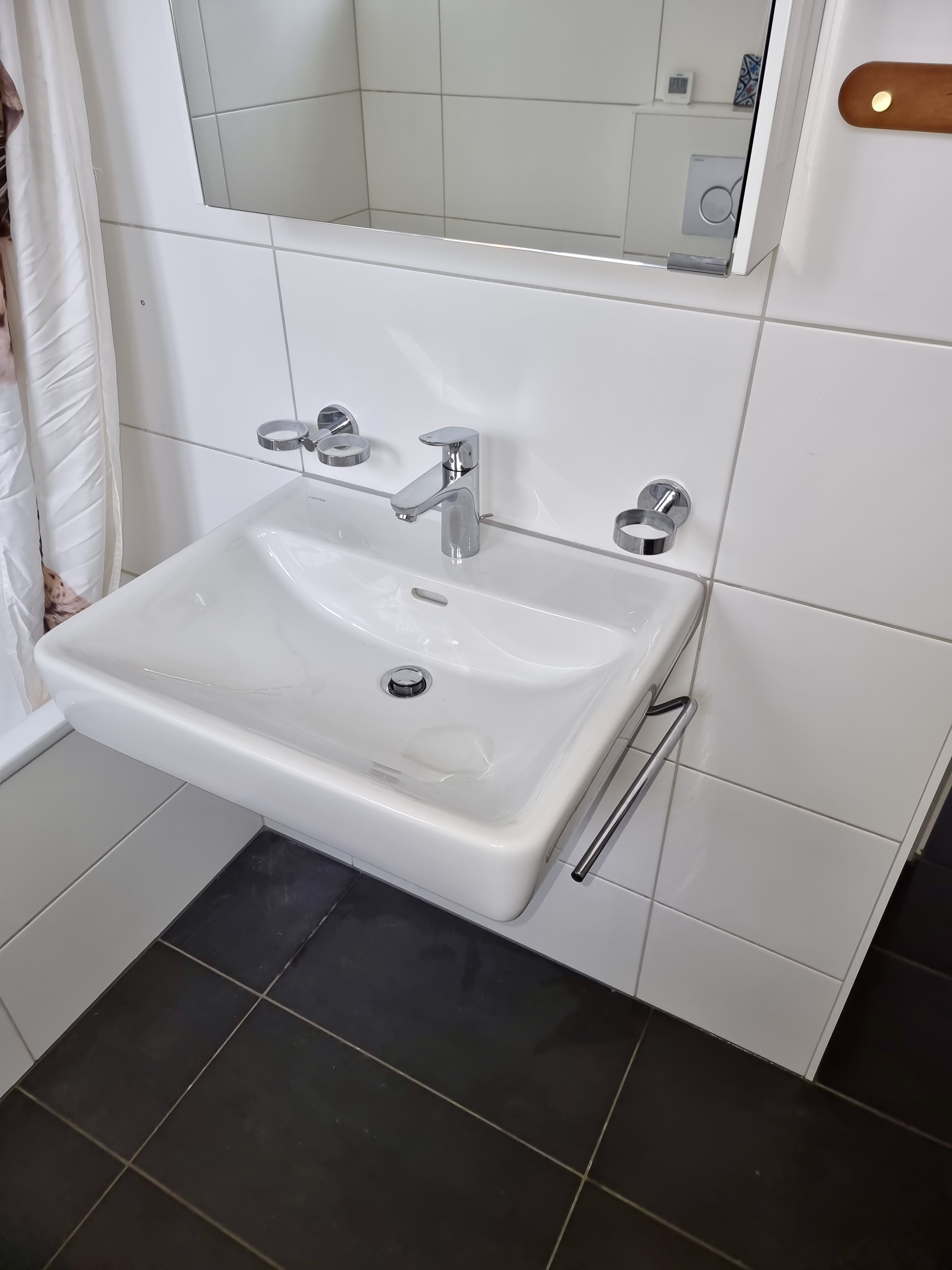 Bilder SHD Installationen Demiri