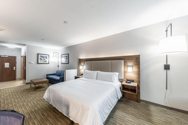 Images Holiday Inn Express & Suites Fort Worth - Fossil Creek, an IHG Hotel
