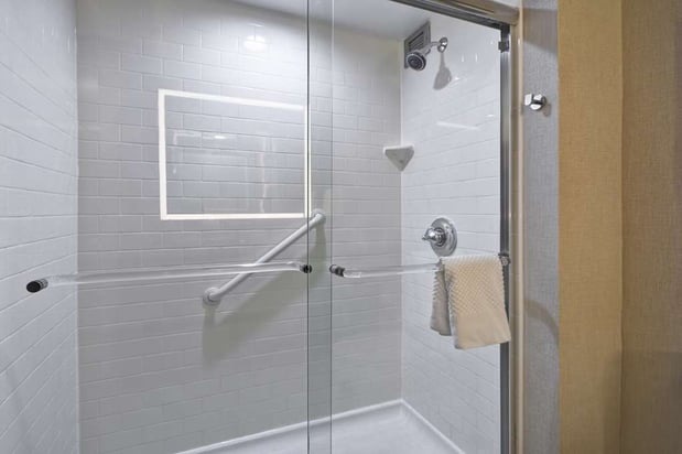 Images Embassy Suites by Hilton Charlotte